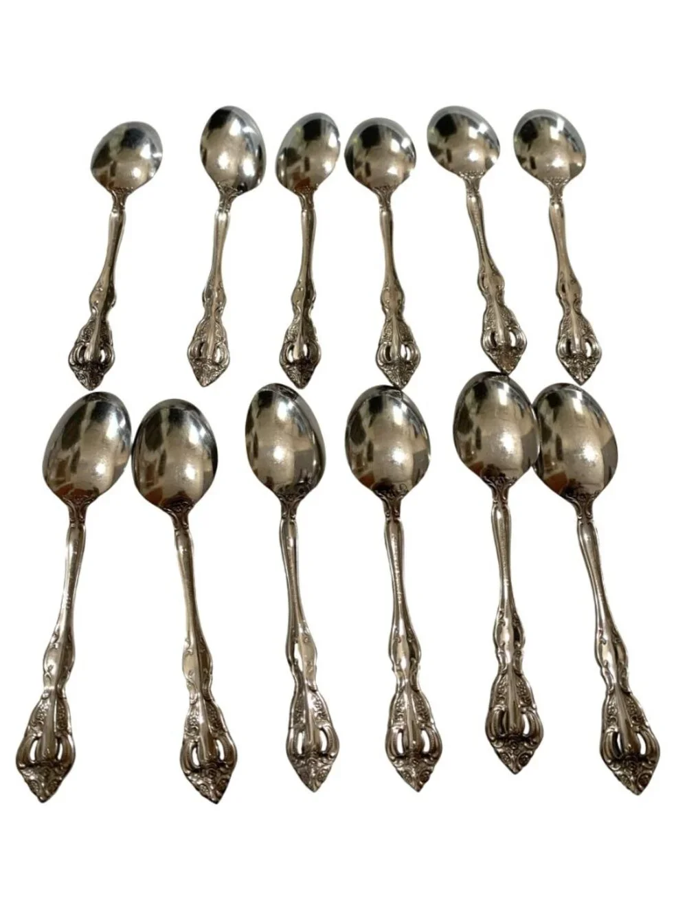 Oneida Michelangelo Cube Set 12 Oval Soup Spoons Stainless Ornate Floral 6.75